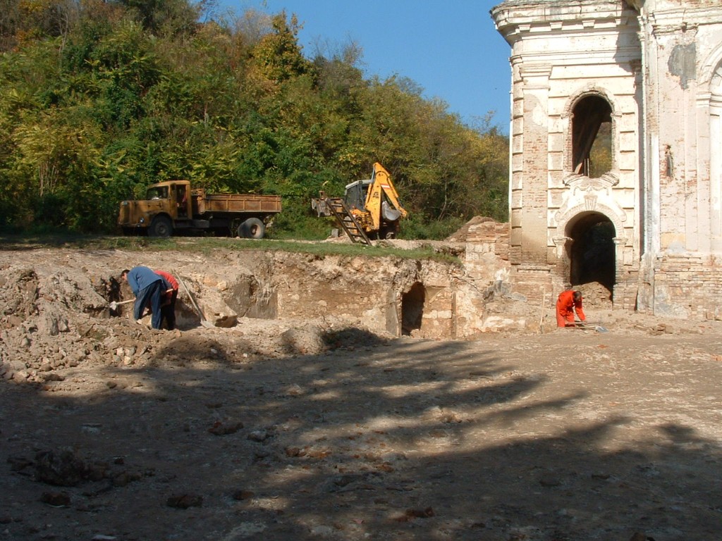 Фотографија из галерије Манастира Кувеждин, 2005 (9)